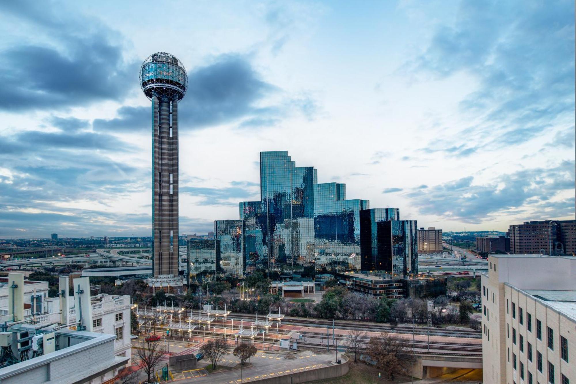 Holiday Inn Express - Dallas Downtown By Ihg Exterior foto
