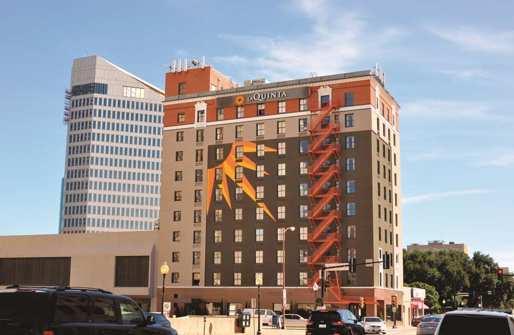 Holiday Inn Express - Dallas Downtown, An Ihg Hotel Exterior foto